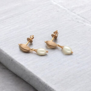 Lyra 18KT 2.2 Grams Rose Gold Pearl Earrings