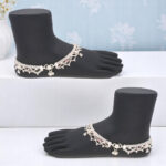 69 Grams Ariana Enamel Silver Payal