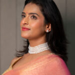 Qiyara 7 Lines Pearl Choker Set