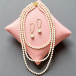 The Grand Ladyâs Triple-Strand Pearl Necklace Set