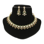 Royal Grandeur Pearl Necklace Set