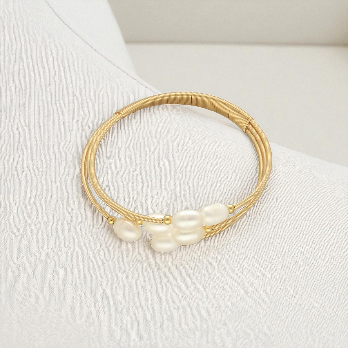 Cheryl Pearl Bracelet – Jagdamba Pearls - Main Image