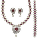 Cosmic Crest Pearl Necklace Set With Bracelet
