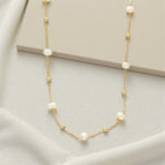 Vivora Pearl Necklace