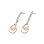 The Joyous Pearl Earrings