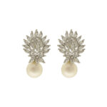 The Swish Pearl Earrings
