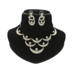 Aarav Pearl Necklace Set