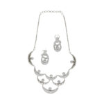 Aarav Pearl Necklace Set