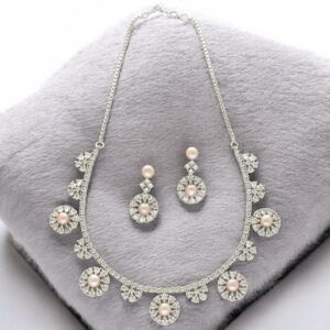 Gia Pearl Necklace Set