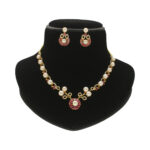 Mira Pearl Necklace Set