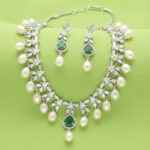 Omri Pearl Necklace Set
