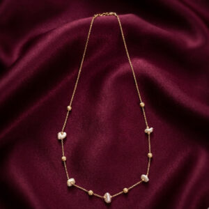 Gold Chic Baroque Pearl Necklace
